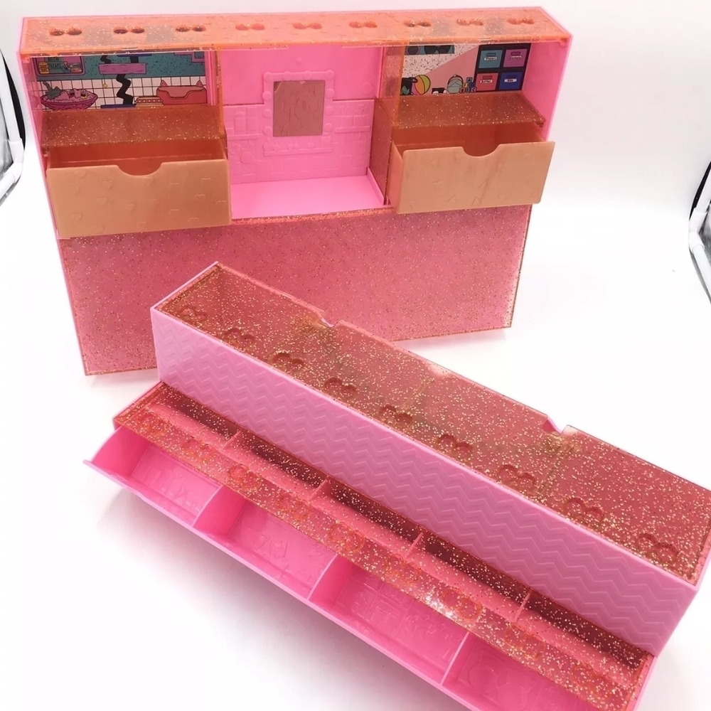 LOL dolls display and house set
